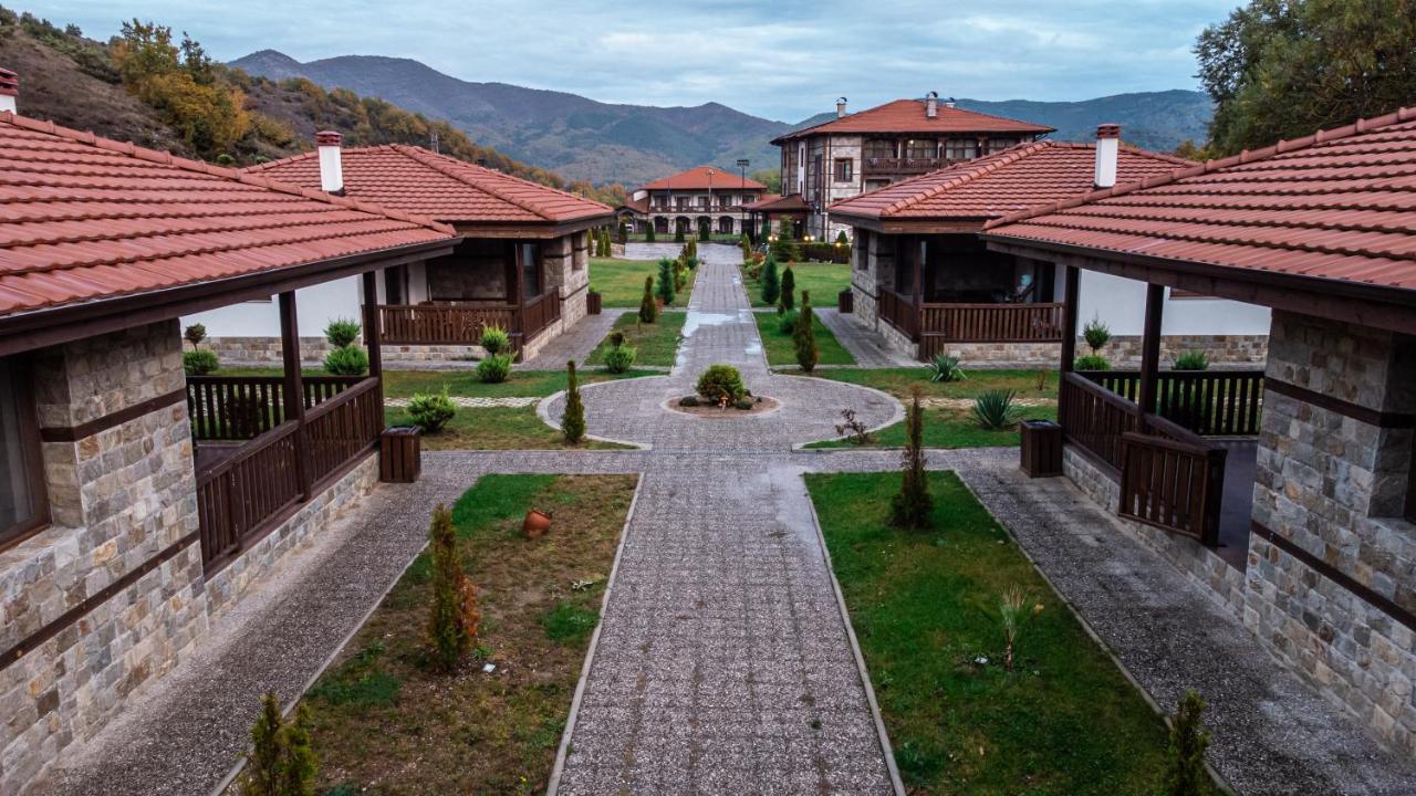 Mentor Resort Gaytaninovo Exteriör bild